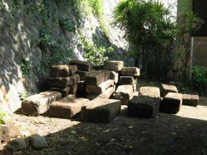 鎌倉岩
